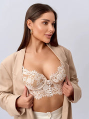 Isalie Lingerie Set – Luxurious Elegance & Delicate Seduction