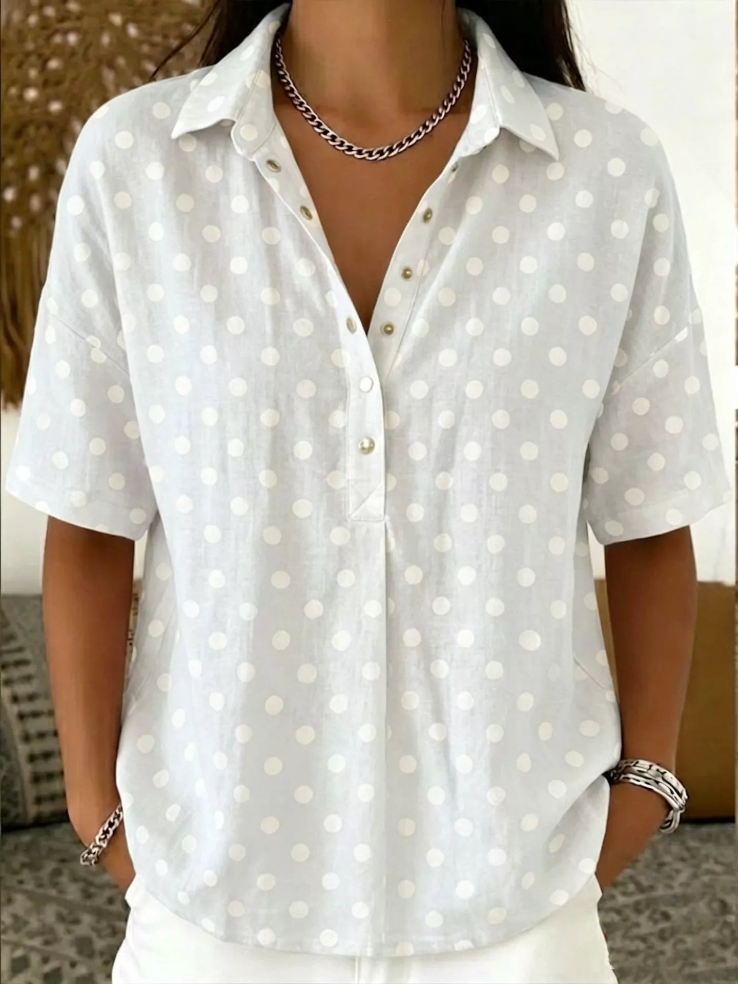 Polka Dot Shirt – Everyday Style in Light Blue – Chaotic Fashion