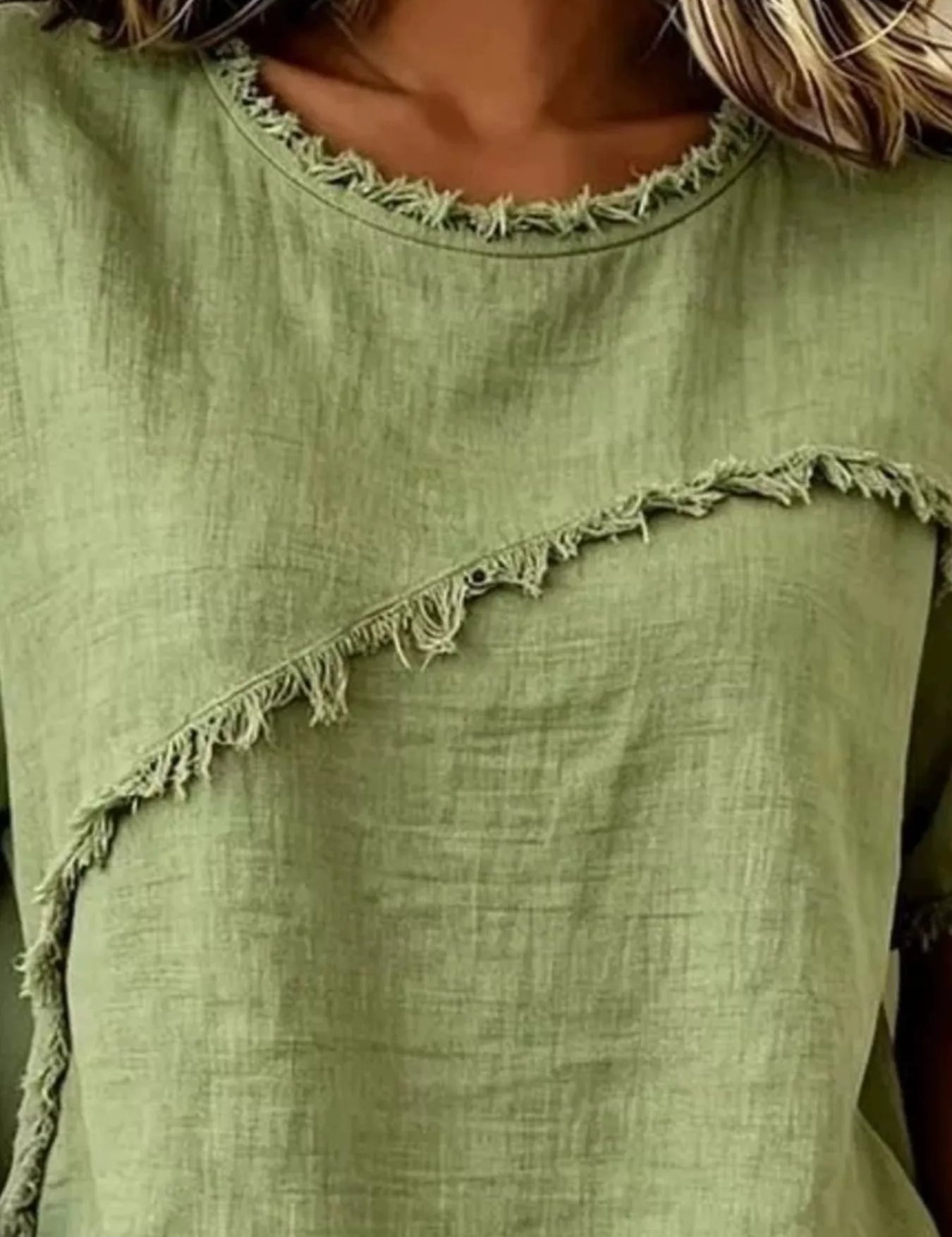 Short Sleeve Blouse – Frayed Hemline in Green – Chaotic Fashion
