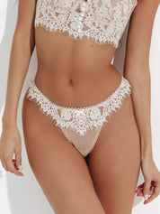Isalie Lingerie Set – Luxurious Elegance & Delicate Seduction