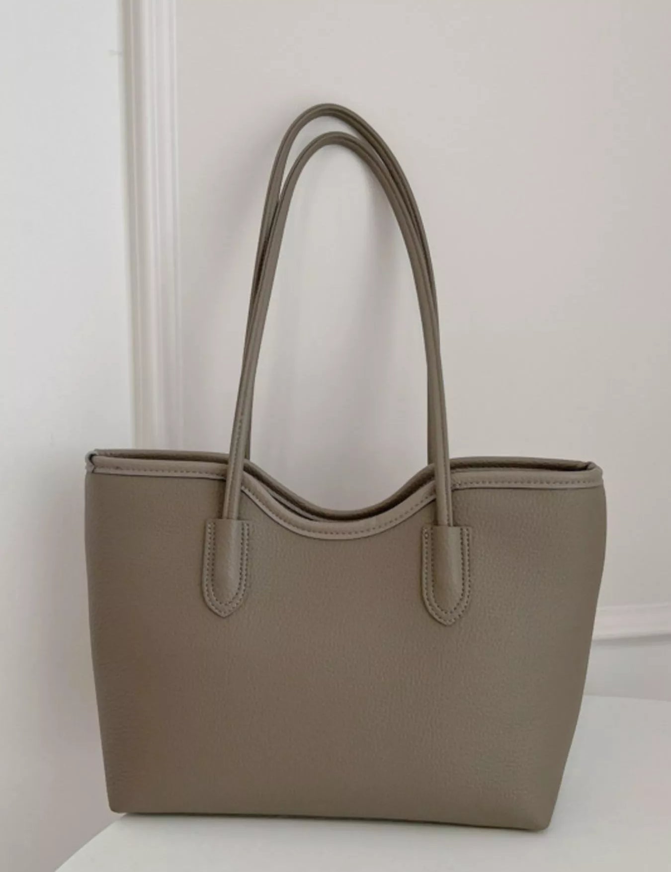 Women's Medium shoulder bag in vegan leather, elephant gray