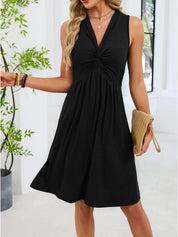 Casual Dress – Twist Front Detail in Dark Green – Chaotic Fashion