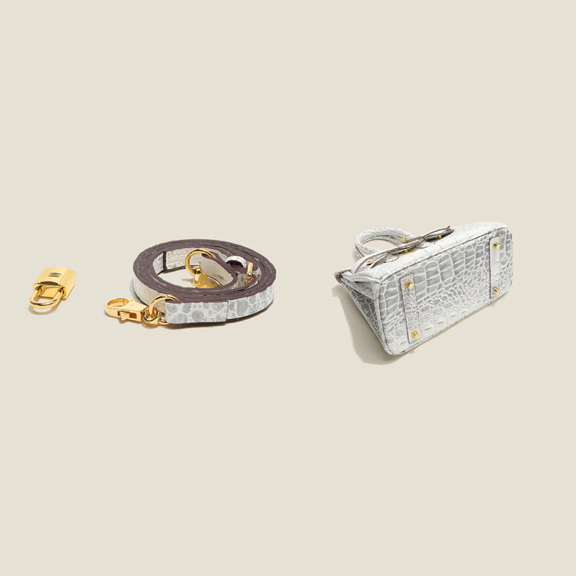 4_f996a6c3-9ef7-4bc6-b8a3-51a061cbfafd.jpg