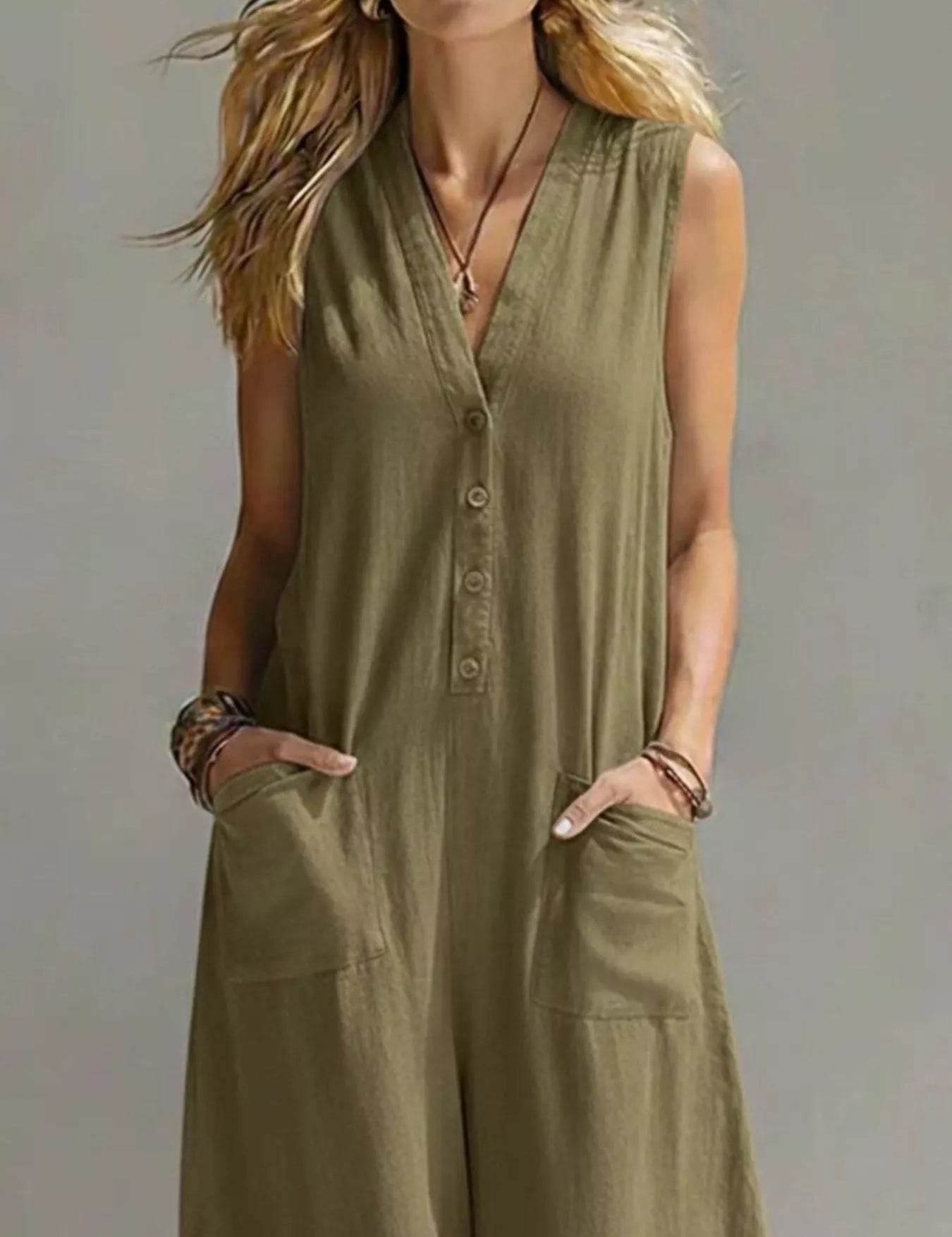 Womens Jumpsuit – V-Neck Sleeveless in Red – Chaotic Fashion