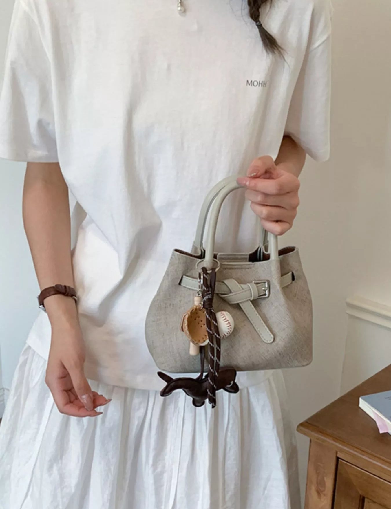 Women's Mini top-handle crossbody bag in vegan leather, top-handle detail, gray