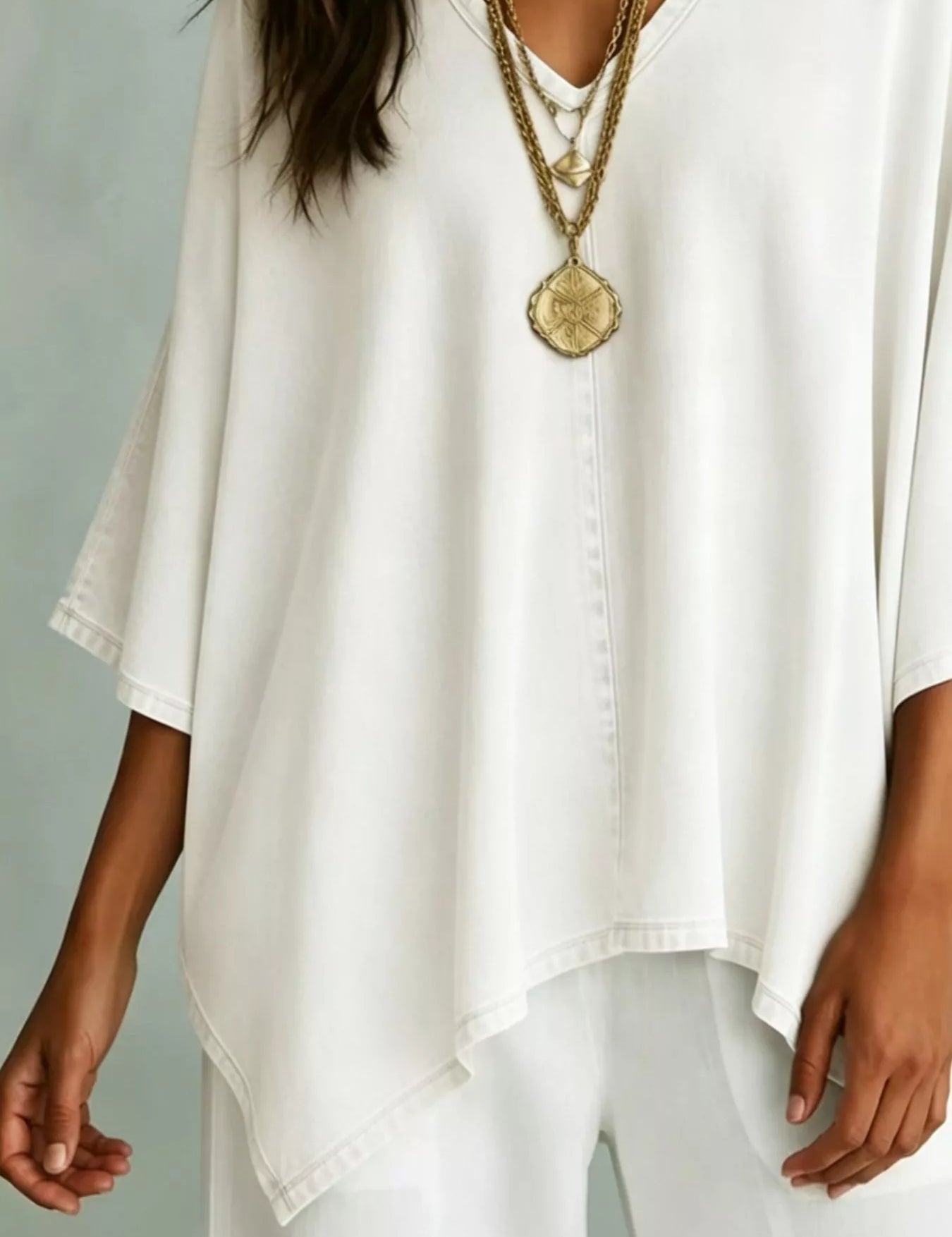 Flowy Batwing Tee – Light Green Colorway – Chaotic Fashion