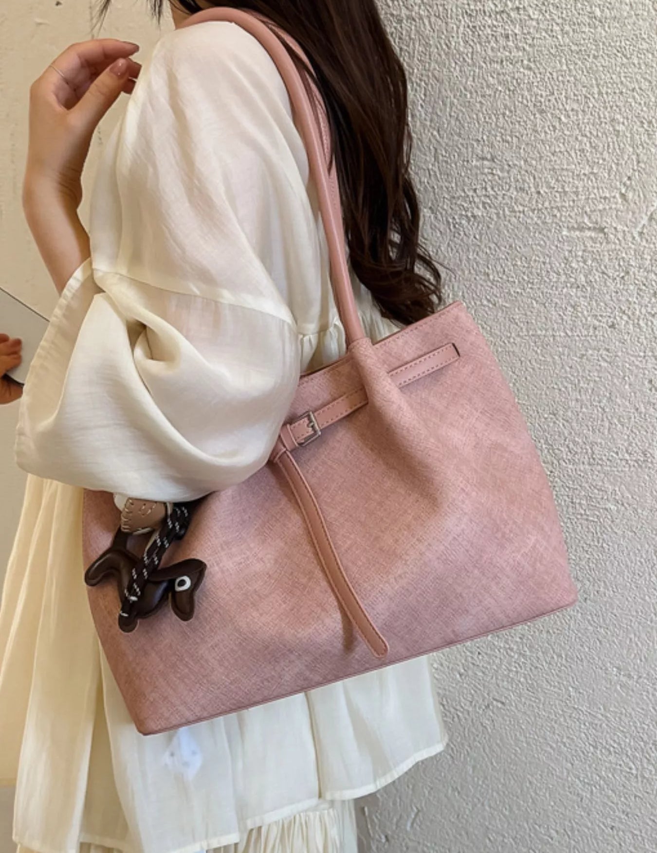 Women's Large shoulder bag in vegan leather, pink