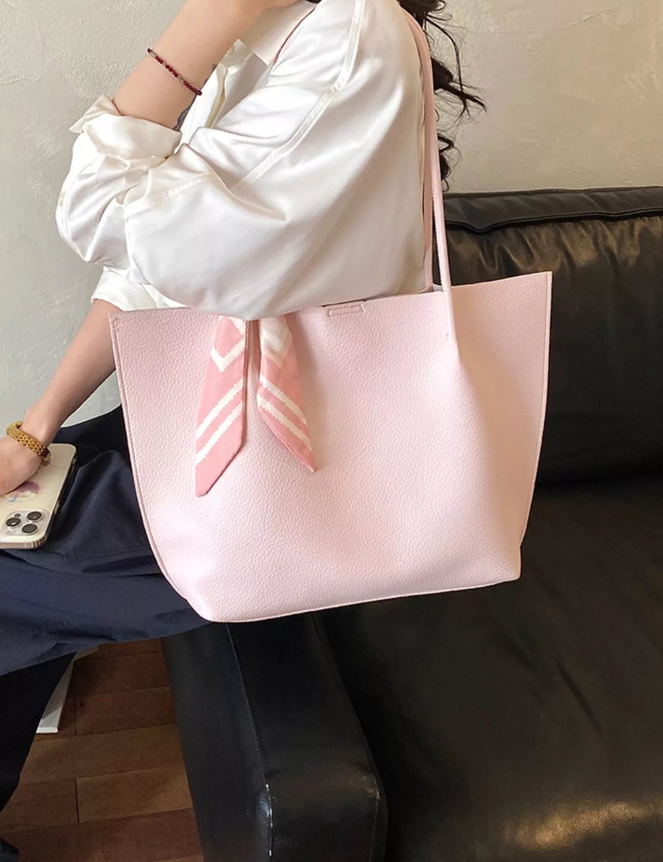 Women's Large tote bag in vegan leather, pink