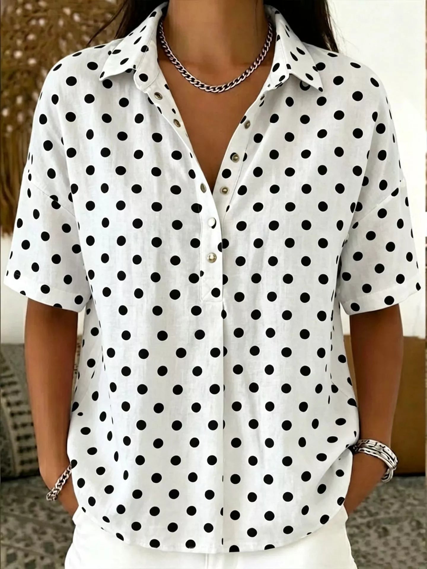 Short Sleeve Polka Dot Shirt – Classic Fit in Purple – Chaotic Fashion