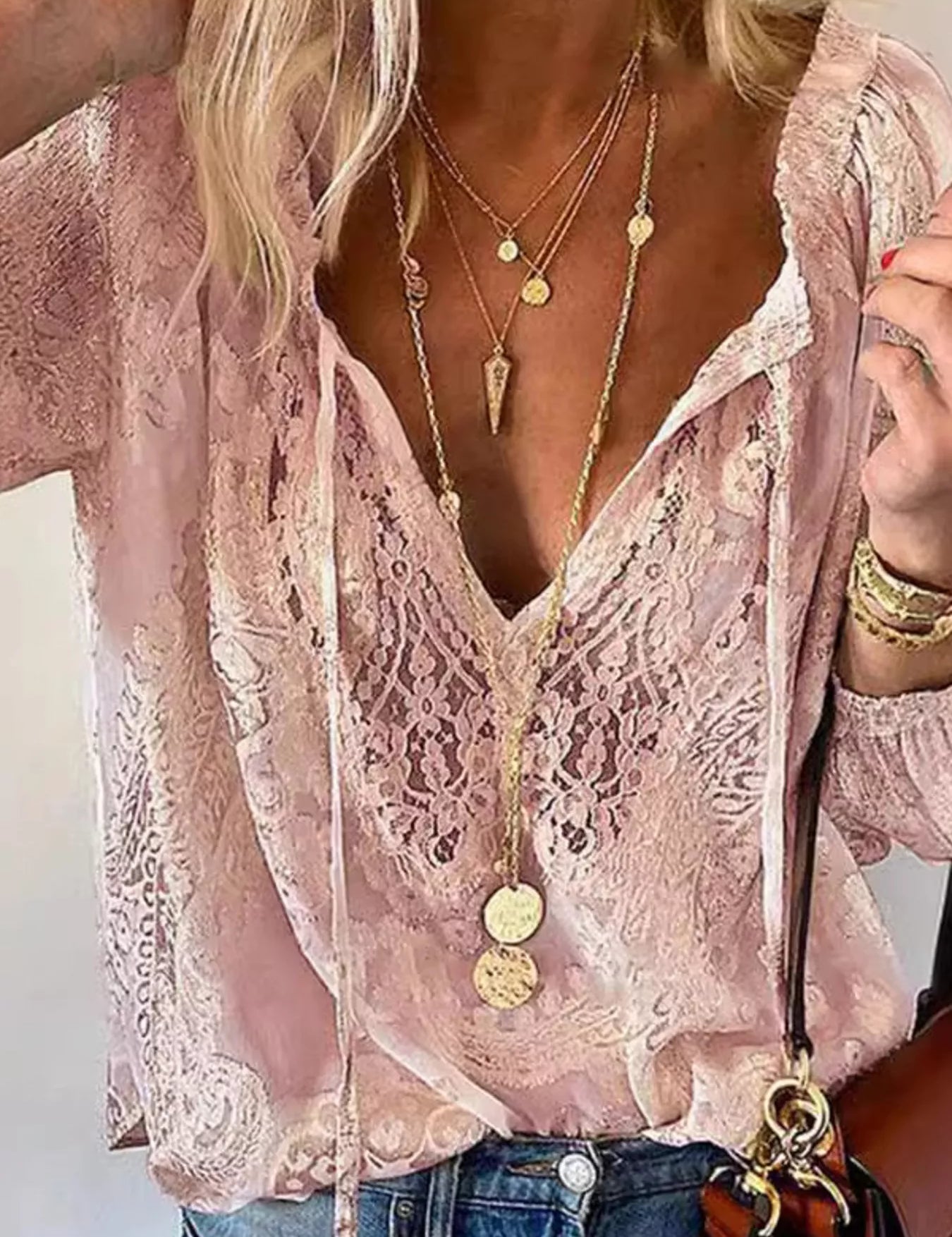 Romantic Tie-Neck Blouse – Delicate Lace in White – Chaotic Fashion
