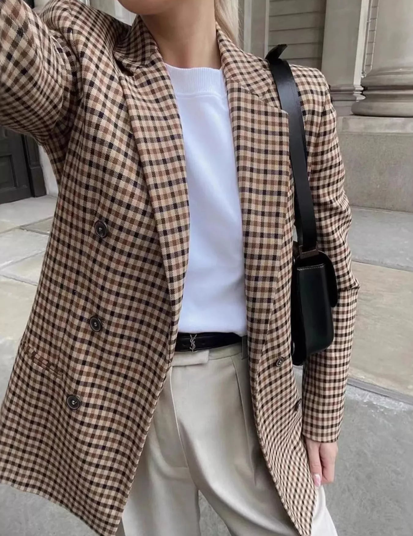 Women's plaid blazer, collared, long sleeve