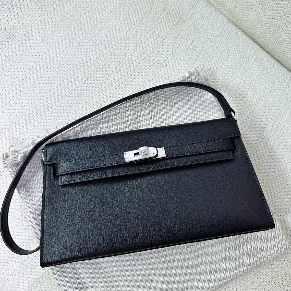 Elan-shoulder-bag-1.jpg