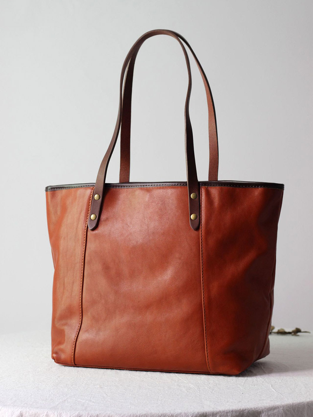Vegetable Tanned Leather Classic Women Tote Bag