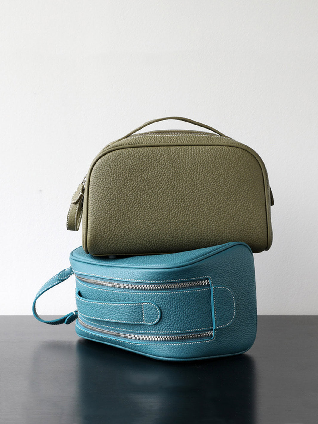 Top Grain Leather Luxury Cosmetic Toiletry Kit Bag