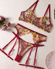 Daisy Lingerie Set – A Celebration of Your Femininity & Sensuality