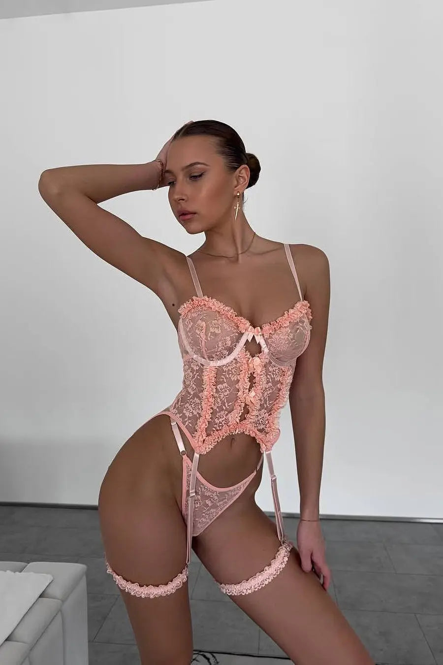 Pink Corset Lingerie for Women – Vintage Blush Lace – Chaotic Fashion