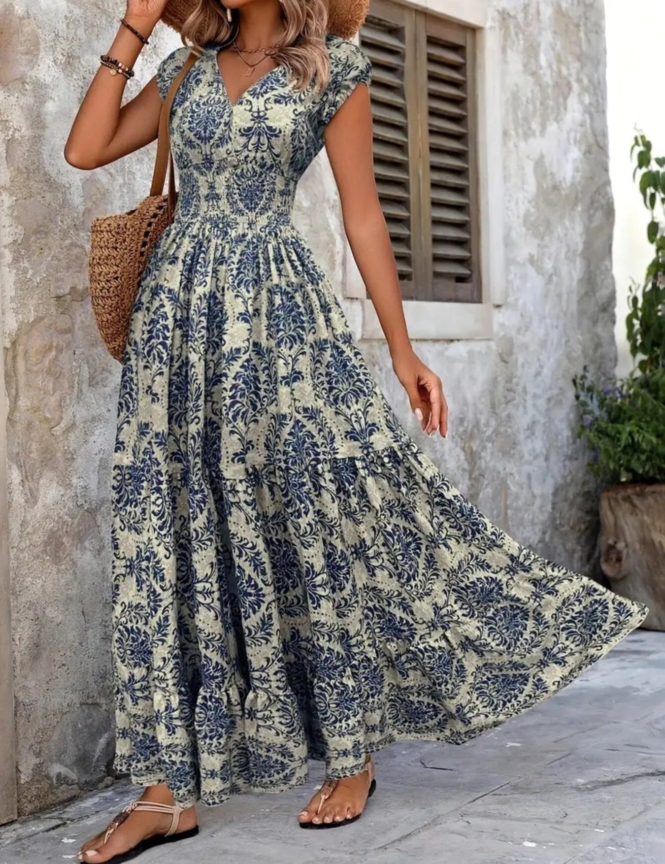 Women's maxi dress in printed, cap sleeve