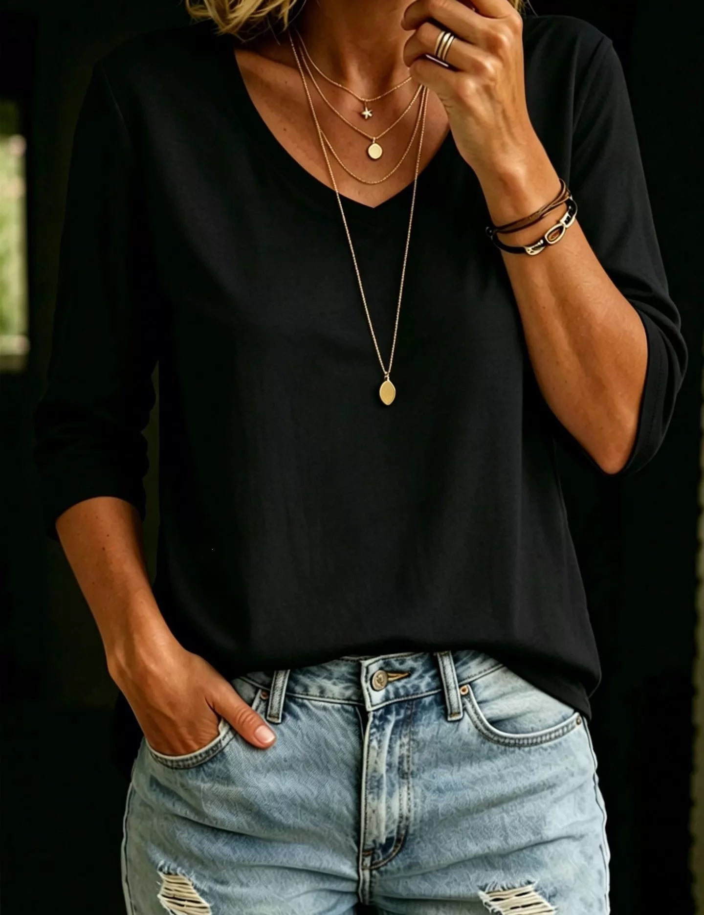 Plus Size V-Neck Tee – Black Colorway – Chaotic Fashion