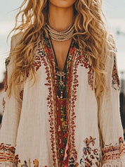 Women's mini dress in lace trim, long sleeve