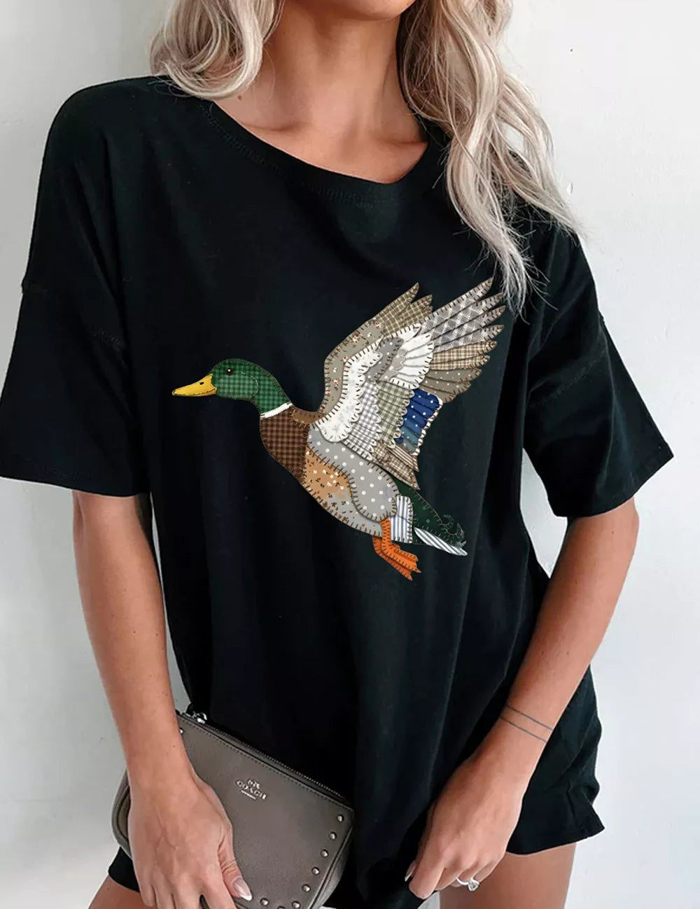 Oversized Graphic Top – Playful Duck Print – Chaotic Fashion