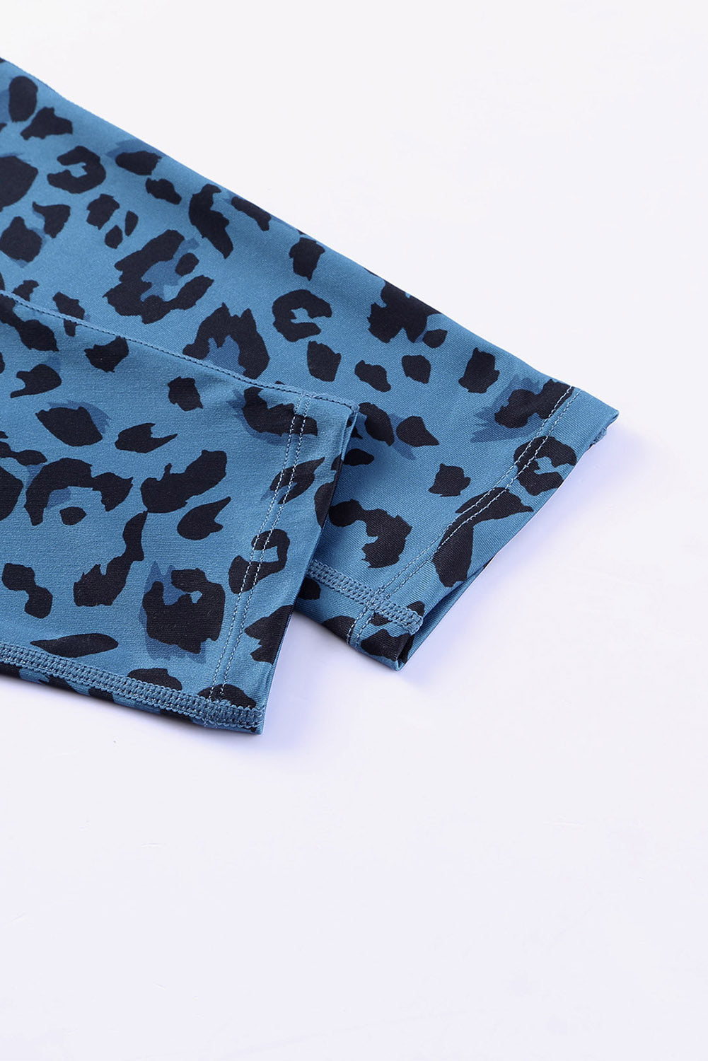 Printed Workout Leggings for Women – Leopard Design – Chaotic Fashion