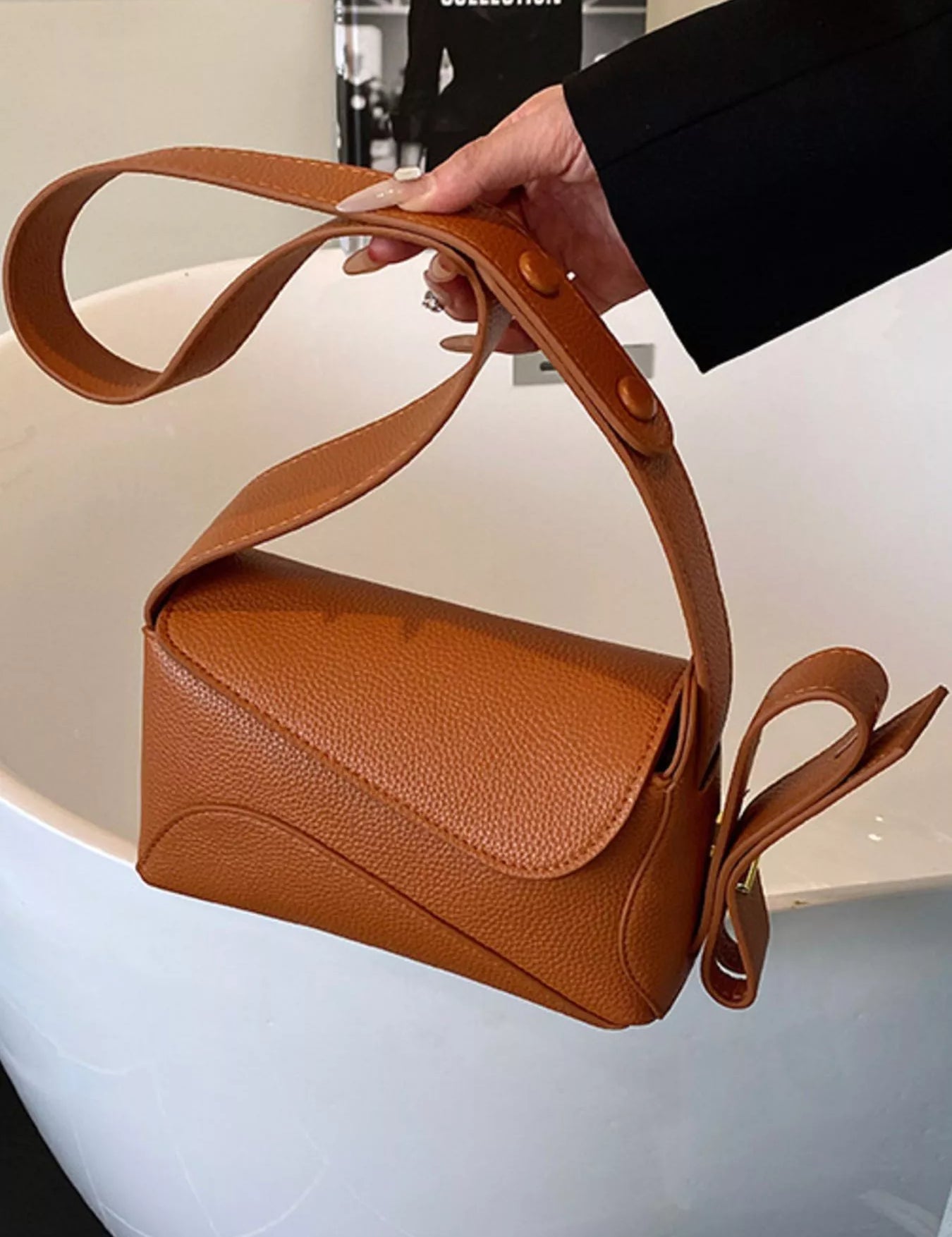 Women's Small shoulder bag in vegan leather, brown