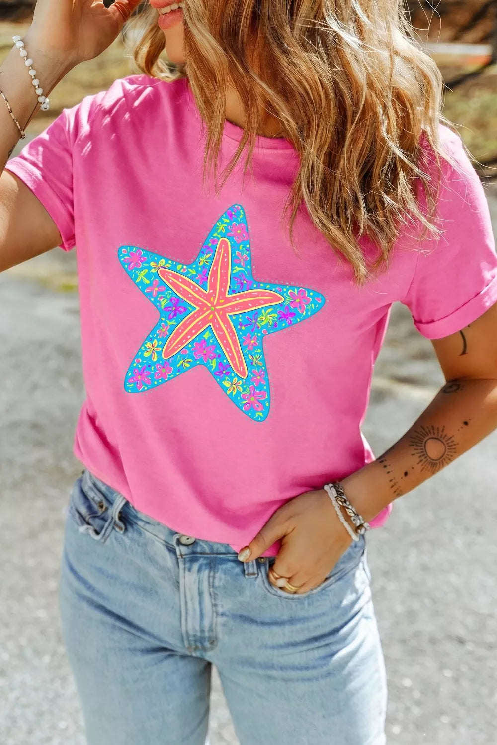 Women's Starfish Graphic Tee – Round Neck Short Sleeve – Chaotic Fashion