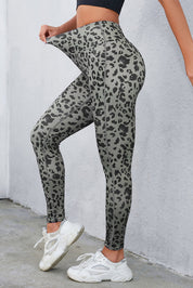 Women's High Waisted Leggings – Bold Leopard Print – Chaotic Fashion