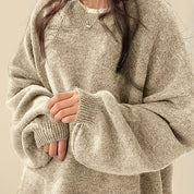 Women’s Solid Knit Sweater – Beige Polyester – Crew Neck Pullover with Split Hem for Fall & Winter